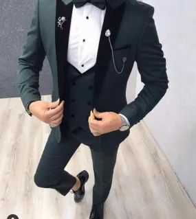 Abiti da uomo verdi Smoking da sposa Sposo Risvolto nero Costume Homme Giacca slim fit Terno Masculino Giacca 3 pezzi Pantalone