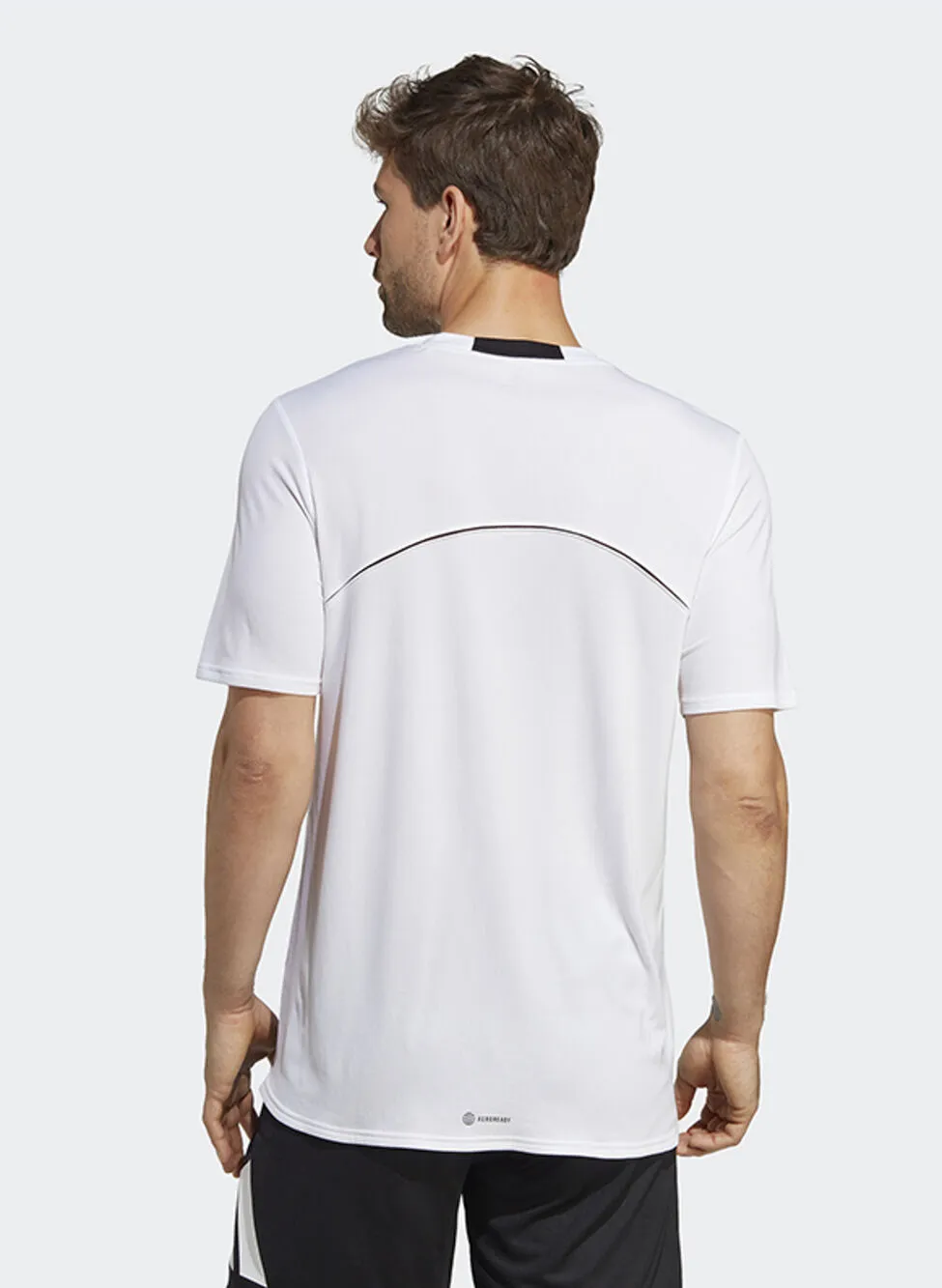 maglia designed for movement