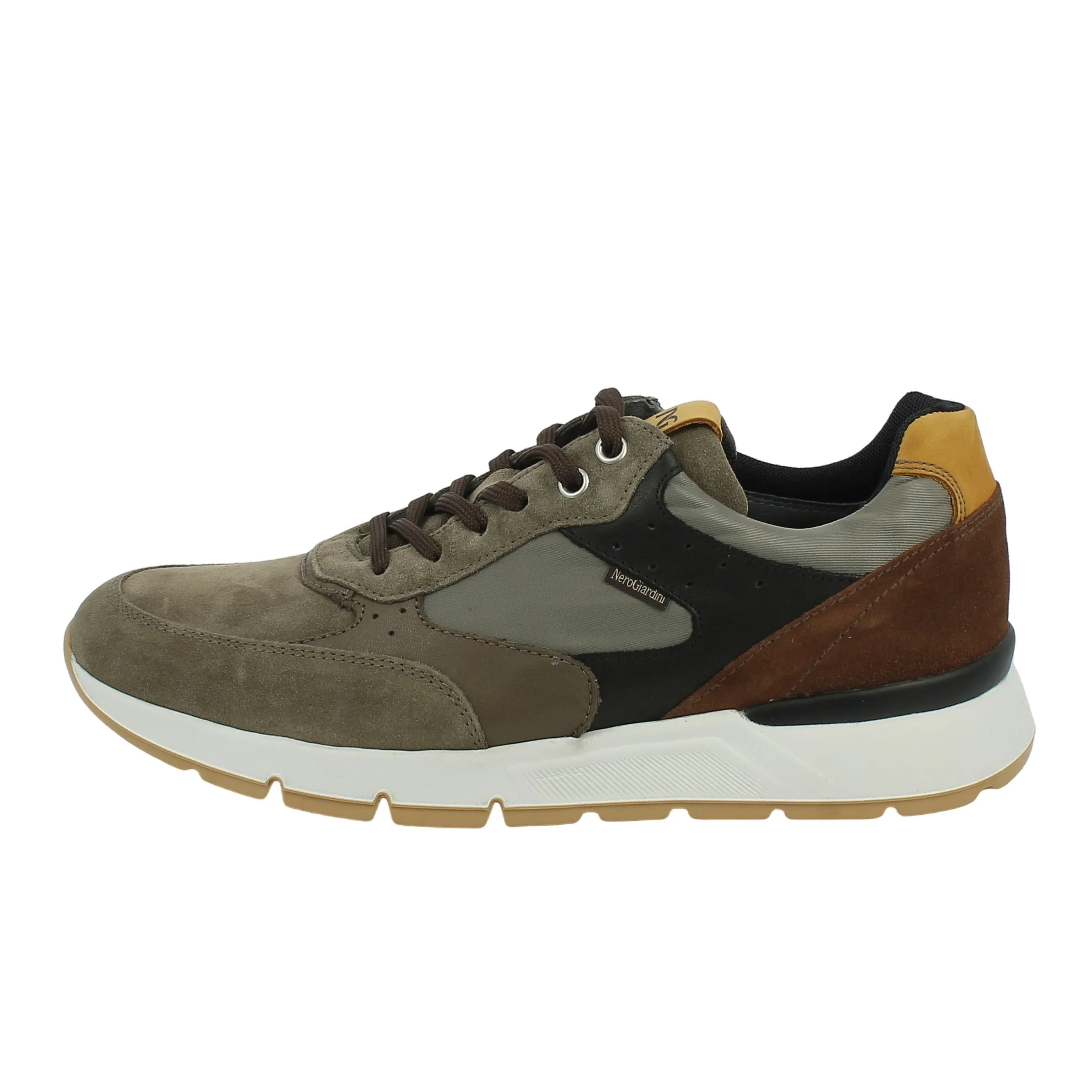 NeroGiardini  Sneaker in camoscio e nylon fango 