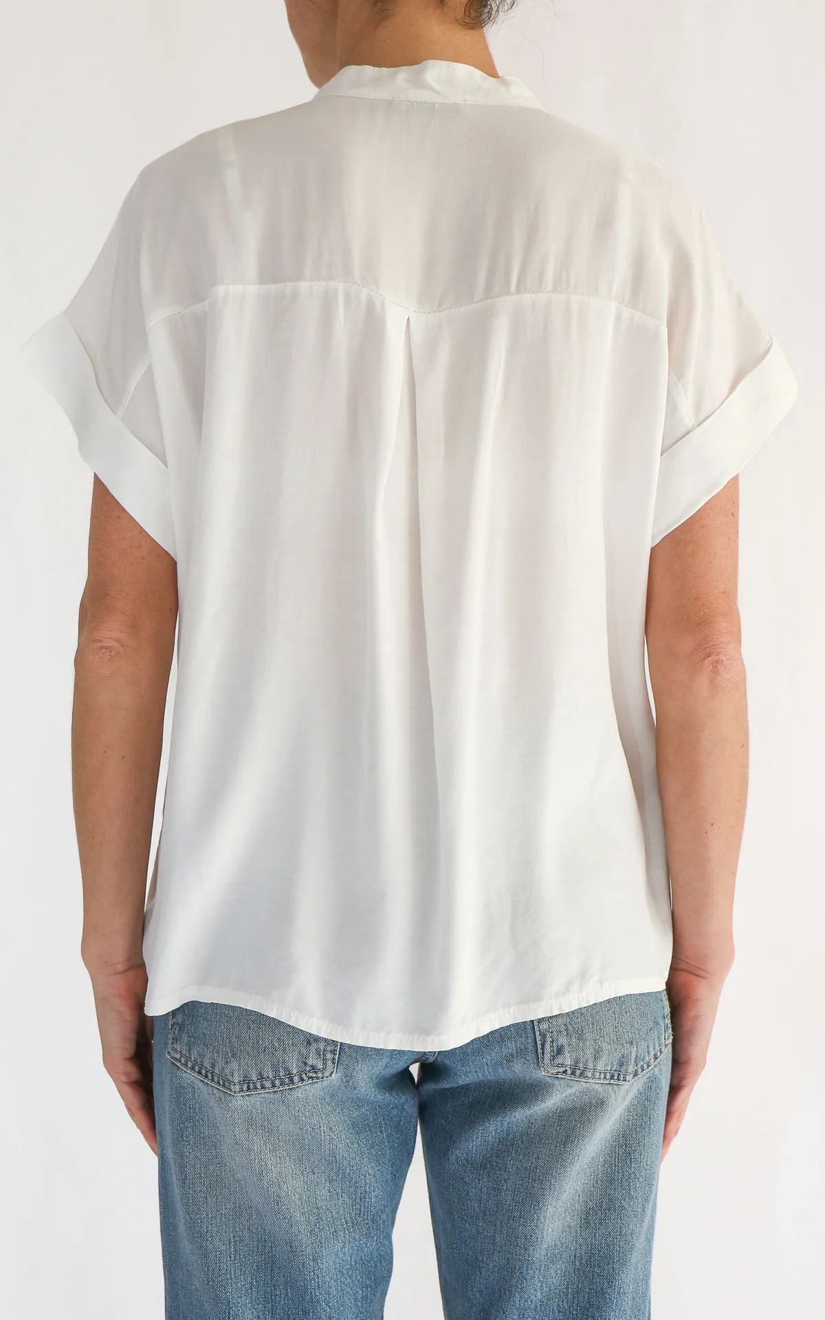 Off- on – Blusa raso con bottoni – Bianco